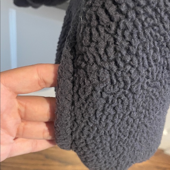 Madewell Re)sourced Sherpa Popover Top - Picture 11 of 12